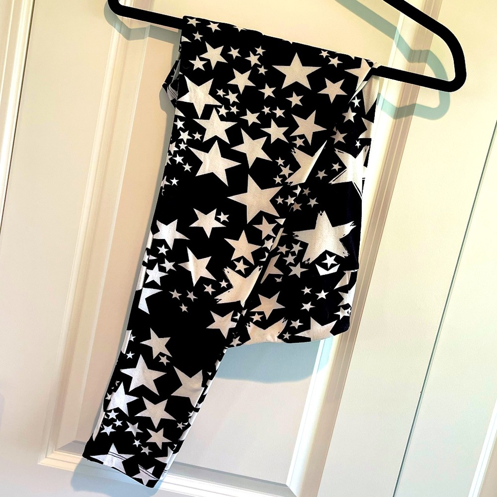 Black and White Star LuLaRoe TC Leggings